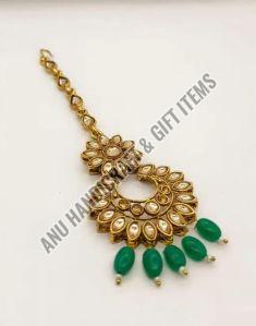 Metal Green Pearl Maang Tikka, Color : Golden