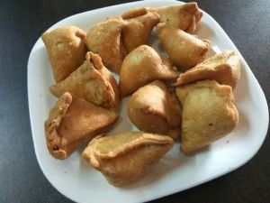 Frozen Dry Fruit Samosa