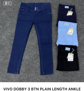 Ladies 3 Button Skinny Jeans