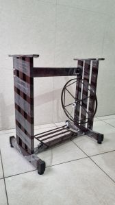 Plain Sewing Machine Stand (3 Pipe), Brand Name : Krishan