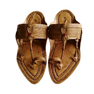 kolhapuri chappal