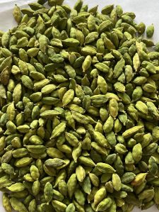 Natural Green Cardamom, Packaging Size : 25Kg