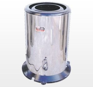 Stainless Steel (S.s.) 304 Oil Extractor (hydro) DR - 01