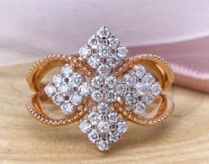 Diamond Floral Cluster Ring | Vintage Classic Ring