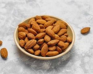 Almond Nuts, Packaging Type : Brown for Snack, Baking