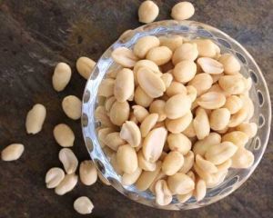 Blanched Peanuts, Color : Creamy White