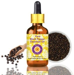 Pure Black Pepper Essential Oil, Botanical Name : Piper Nigrum