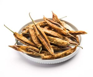 Curd Chillies, Color : Green