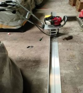 Power Screed Vibrator
