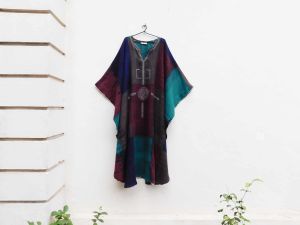 One-OF-a-kind Handpainted Cape, Color : Hand-painted Bohemian