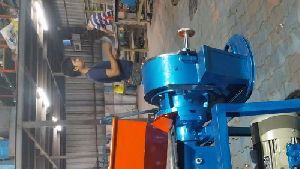 Single Head Pulveriser