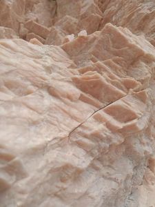 Feldspar Lumps