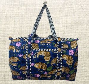 Cotton Duffle Bag 18 X18 X10 Inches, Closure Type : Zipper