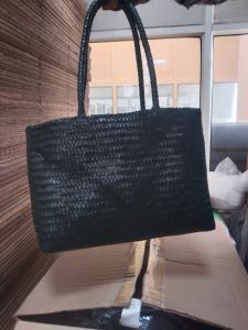 Plain Female Leather Bags Medum