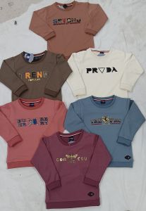 Kids Graphic Print Full Sleeve T-shirt