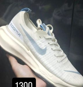 Nike Zoom X Invincible 3 Running Shoes