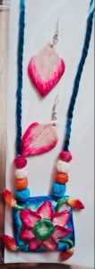 Clay Floral Necklace Set