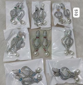 Plain Glass Earrings Antique Party Wear