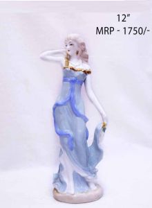Polyresin Lady Figure Statue