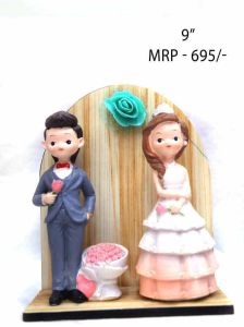 Romantic Couple Miniature Showpiece