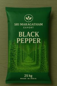 Raw Black Pepper Seeds, Grade Standard : Food Grade, Purity : 99%