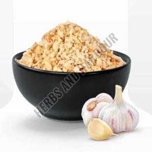 Garlic Flakes, Packaging Type : Light Yellow
