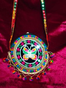 Butterfly Pattern Embroidered Cloth Side Bag