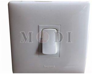 Fire-retardant Polycarbonate Legrand Mylinc Modular Switch