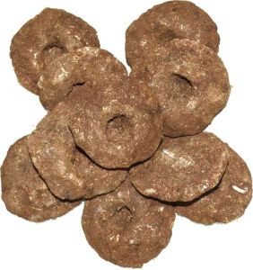Dry Cow Dung Cake, Shape : Round, Packaging Type : Plastic Bag