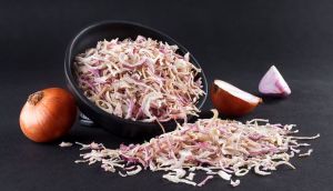 Dehydrated Red Onion Flakes, Packaging Type : Plastic Bag, Jars