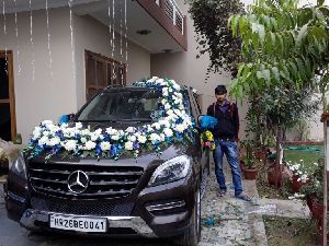Wedding Car Decoration Services