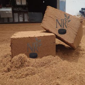 Brown Coco Peat Blocks Standard