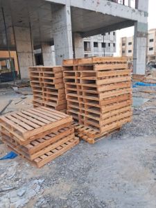 UAE Wooden Pallets