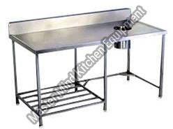 Stainless Steel Soiled Dish Landing Table, For Hotels, Restaurants, Feature : Fine Finished