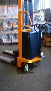 Semi Electric Stacker 2000 Kg