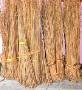 Long Coconut Broom Sticks, Packaging Type : Brown