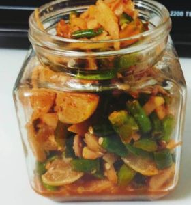 Lemon Chilli Pickle (Oil)