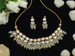 Peach Choker Necklace and Earrings Set
