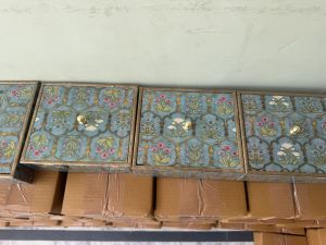 Hand Carved Wooden Box, Shape : Curved for Packaging