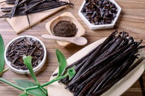  Dried Vanilla Beans, Packaging Size : 500g, 1Kg, 5Kg, 10Kg, 25Kg