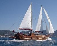 Motor Sailer Yachts