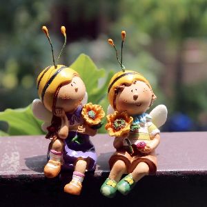 Miniature garden accessories items