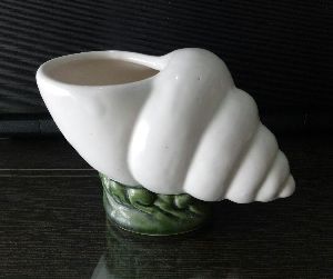 Planters Shankh Design Ceramic Flower Pot
