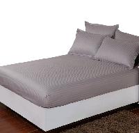 fitted bed sheet