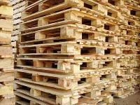 industrial wooden pallets