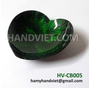 Decorative Heart Shaped Coconut Lacquer Bowl