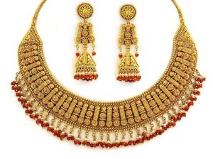 Gold Necklace Set