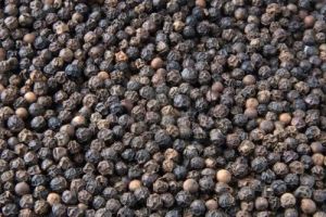 black pepper,  Uses : Cooking, Seasoning