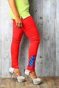 embroidered legging