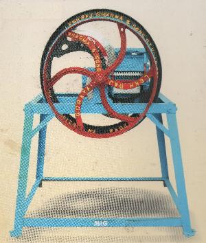 Mig Toka 3 Roller Chaff Cutting Machine